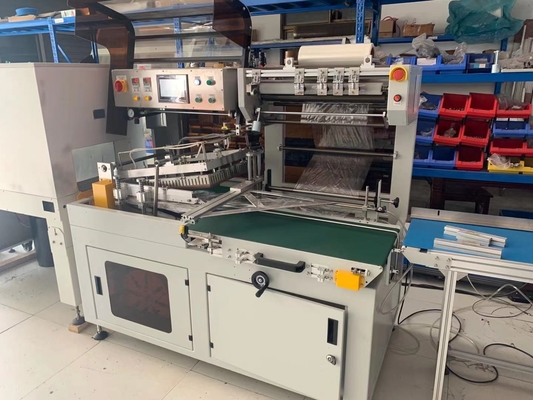 Sigillamento ad alta velocità degli strizzacervelli dell'involucro della macchina POF della manica di plastica automatica del film